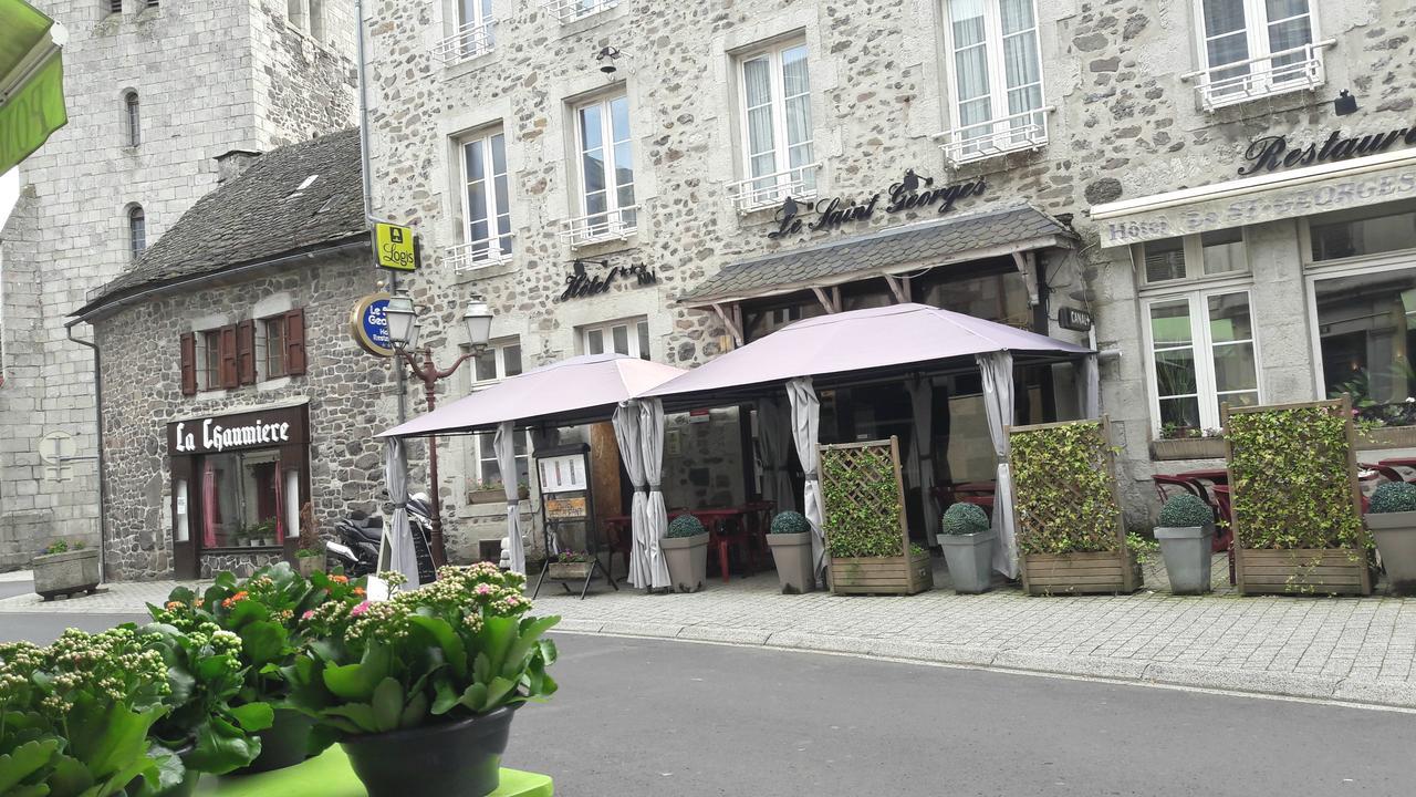 Hotel Le Saint Georges Riom-es-Montagnes Exterior photo