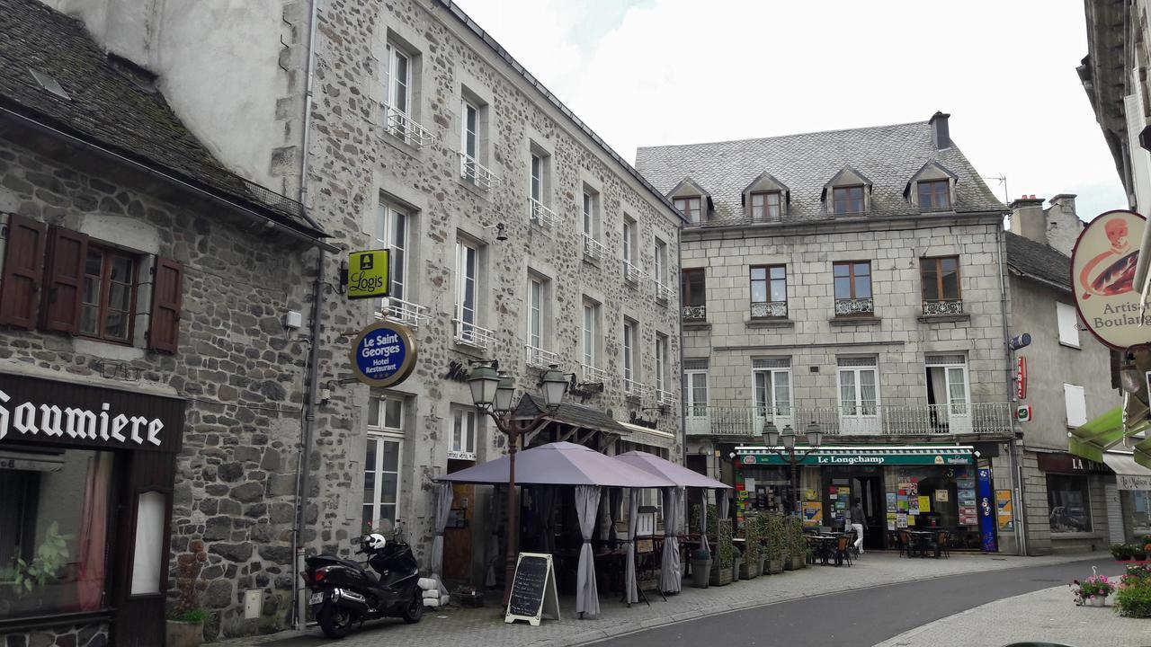 Hotel Le Saint Georges Riom-es-Montagnes Exterior photo